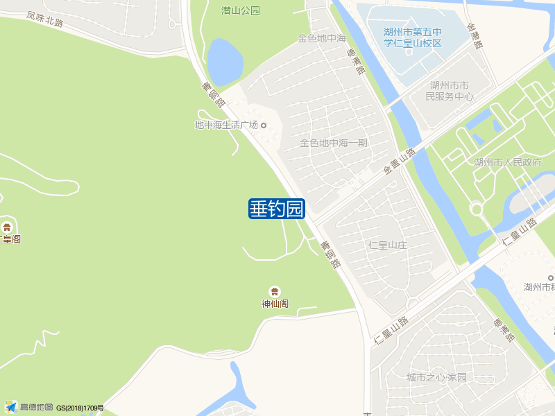 湖州市吴兴区青铜路与仁皇山路交汇处仁皇山风景区垂钓园钓鱼点实景照片